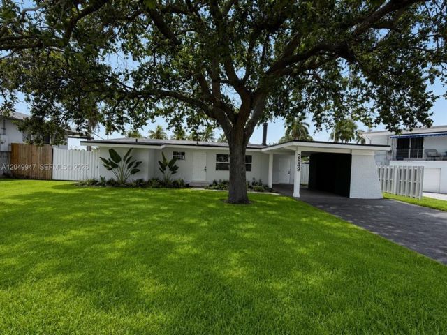  3 BR,  2.00 BTH &nbsp; style home in Fort Lauderdale