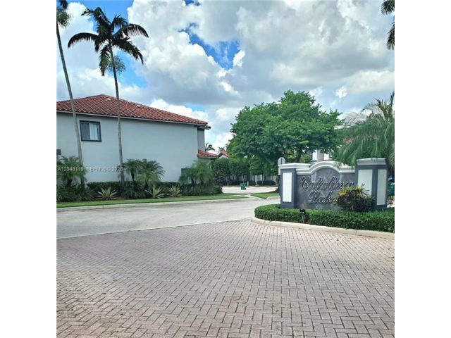 [Tamarac Real Estate, listing number 3344823]