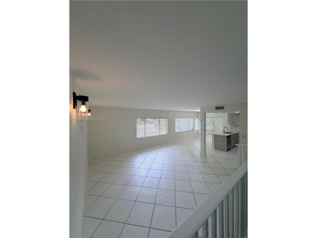  2 BR,  2.00 BTH &nbsp; style home in Davie