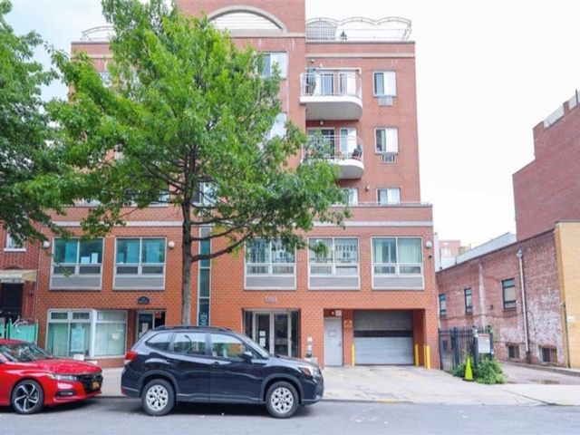 Studio,  0.00 BTH &nbsp;Office style home in Sunset Park