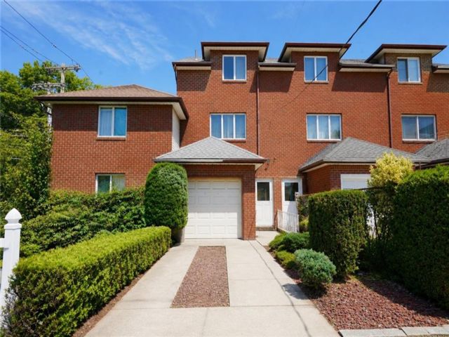  2 BR,  2.00 BTH &nbsp;Single family style home in Great Kill