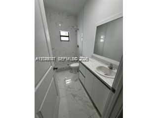 [PHOTO]