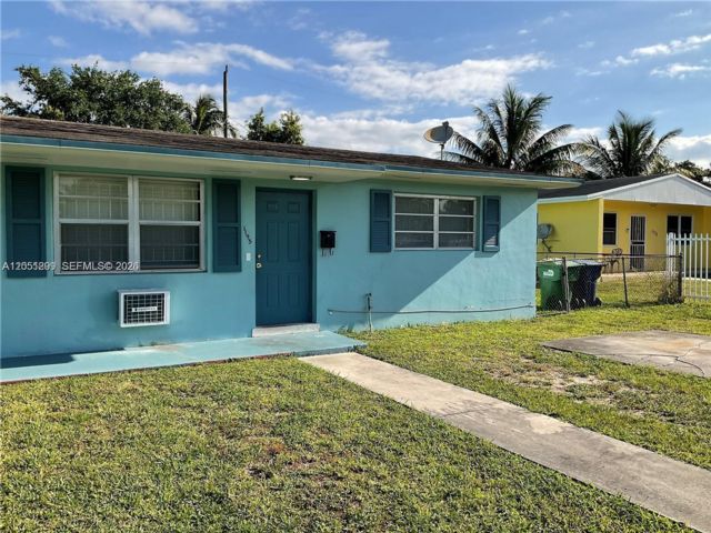  2 BR,  1.00 BTH &nbsp; style home in El Portal