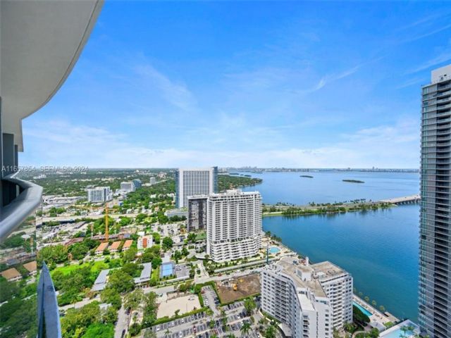  1 BR,  1.50 BTH &nbsp; style home in Miami