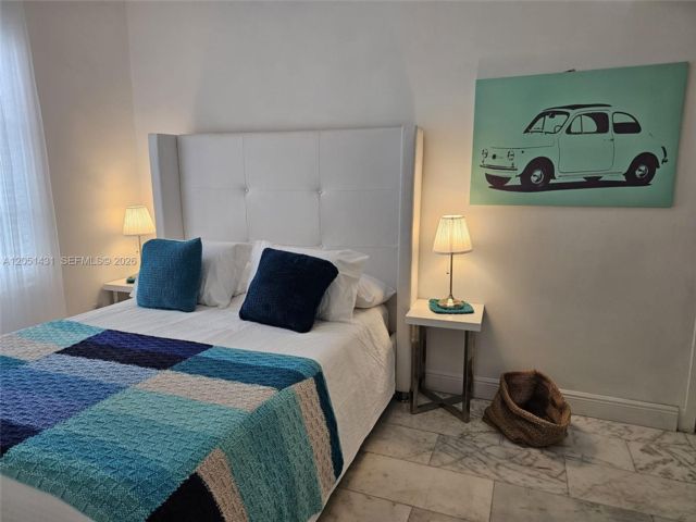  1 BR,  1.00 BTH &nbsp; style home in Carl Fisher