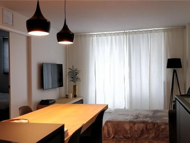 [PHOTO]