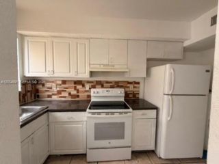  2 BR,  1.00 BTH &nbsp; style home in El Portal