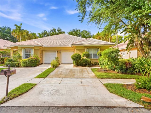  3 BR,  2.50 BTH &nbsp; style home in Delray Beach