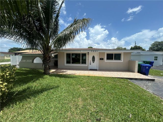  4 BR,  2.00 BTH &nbsp; style home in Miramar