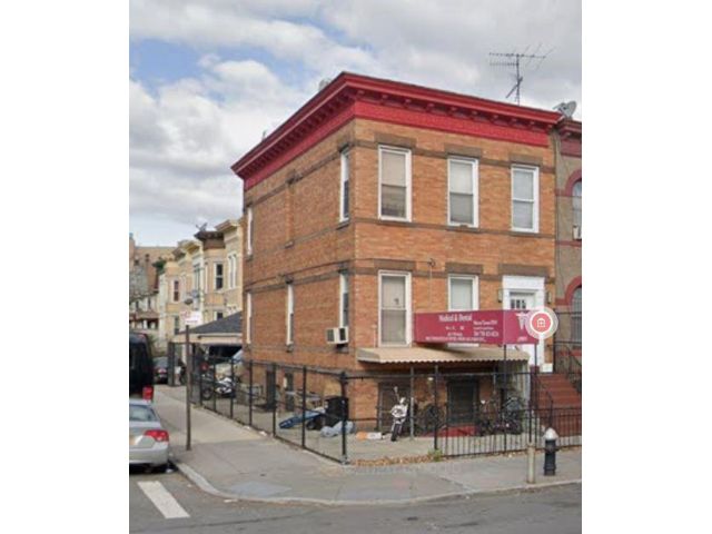 Studio,  0.00 BTH &nbsp;Mixed use style home in Flatbush