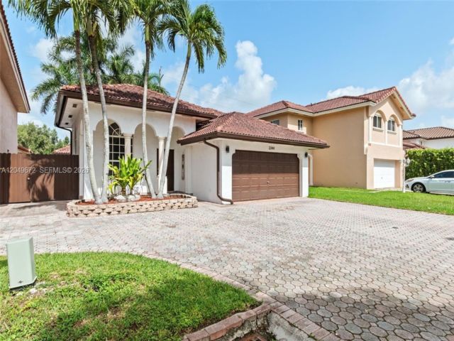  4 BR,  2.00 BTH &nbsp; style home in Miami