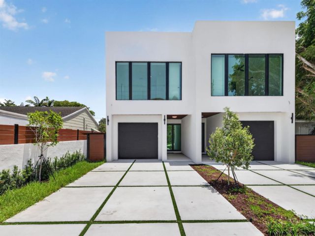  4 BR,  4.00 BTH &nbsp; style home in Fort Lauderdale