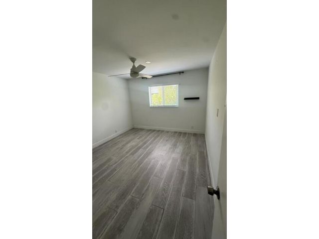 [PHOTO]