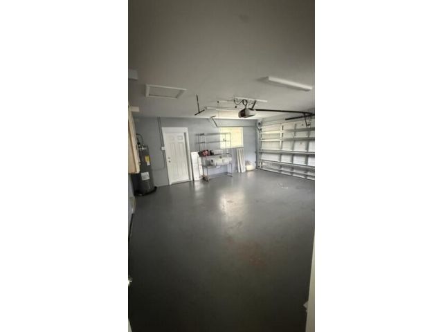 [PHOTO]