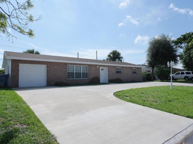  3 BR,  2.00 BTH &nbsp; style home in West Palm Beach
