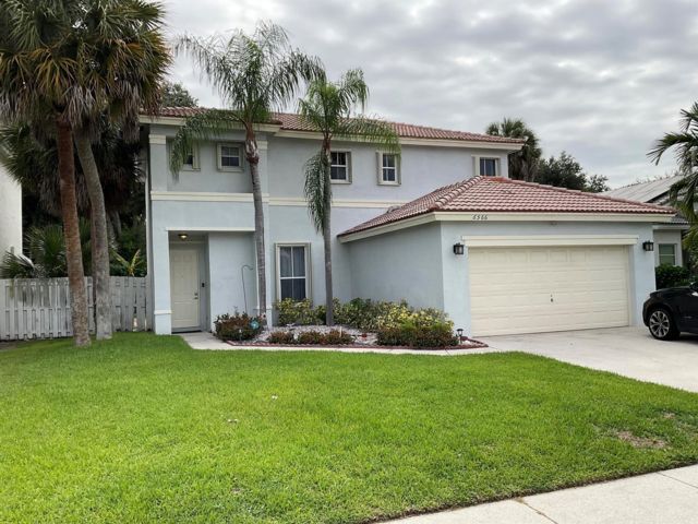  4 BR,  2.50 BTH &nbsp; style home in Green Acres
