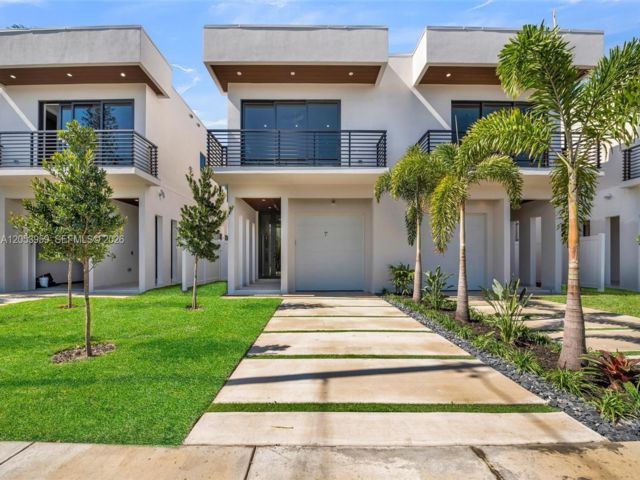  3 BR,  3.50 BTH &nbsp; style home in Fort Lauderdale