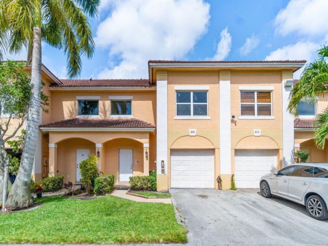  3 BR,  2.50 BTH &nbsp; style home in Lake Worth