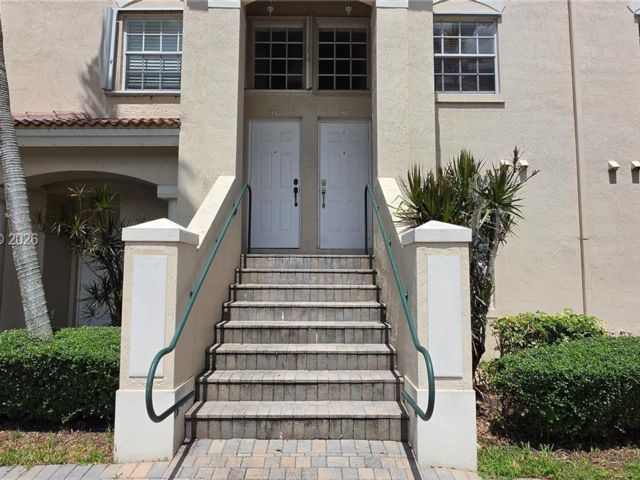  2 BR,  2.50 BTH &nbsp; style home in Medley
