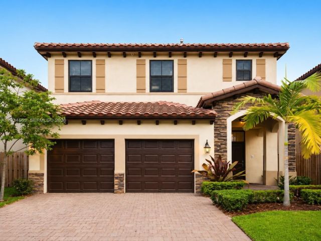  5 BR,  3.00 BTH &nbsp; style home in Homestead