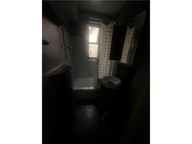 [PHOTO]
