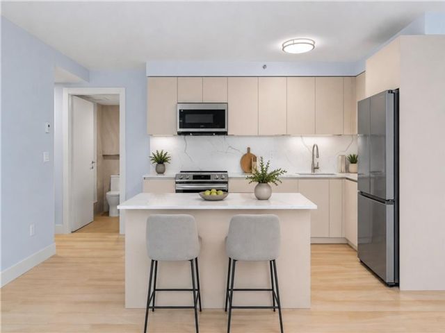 [Kensington Real Estate, listing number 3345344]