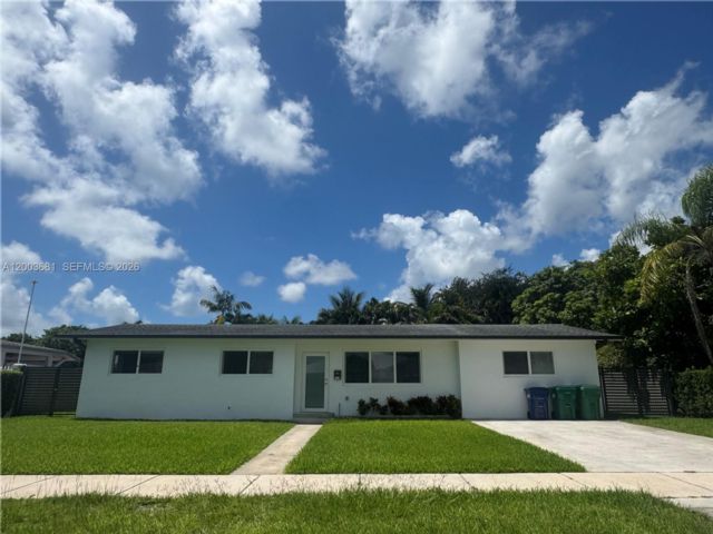  5 BR,  2.50 BTH &nbsp;Other style home in Coral Gables