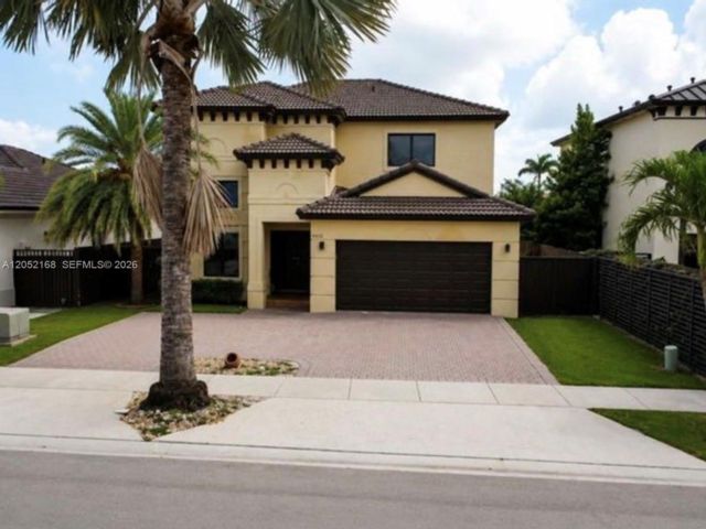  5 BR,  3.00 BTH &nbsp;Other style home in Miami