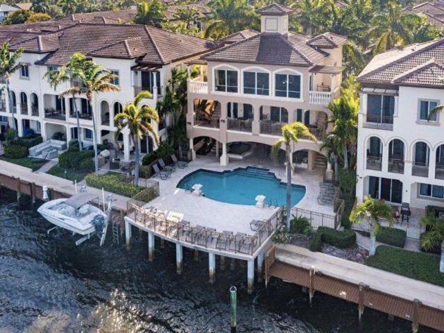  3 BR,  3.00 BTH &nbsp; style home in Boynton Beach