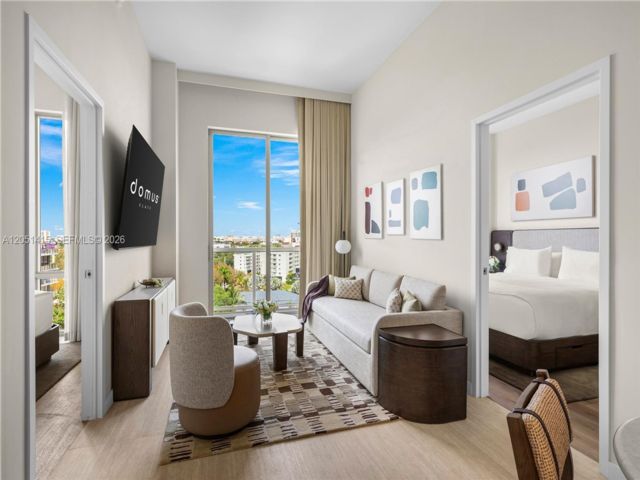  2 BR,  2.00 BTH &nbsp; style home in Miami