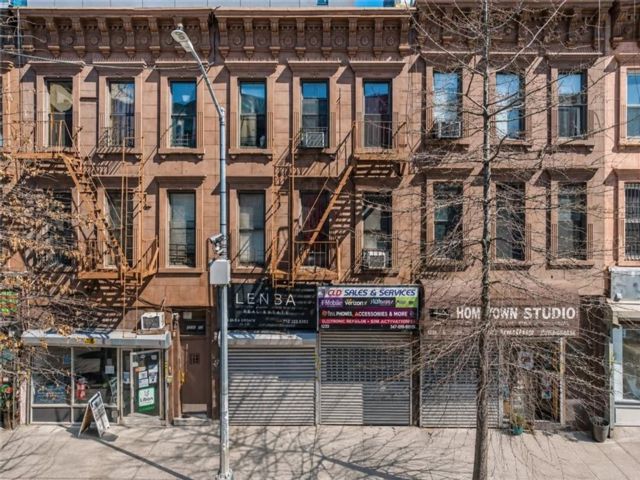 [PHOTO]