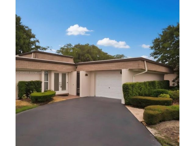  3 BR,  2.00 BTH &nbsp; style home in Tamarac