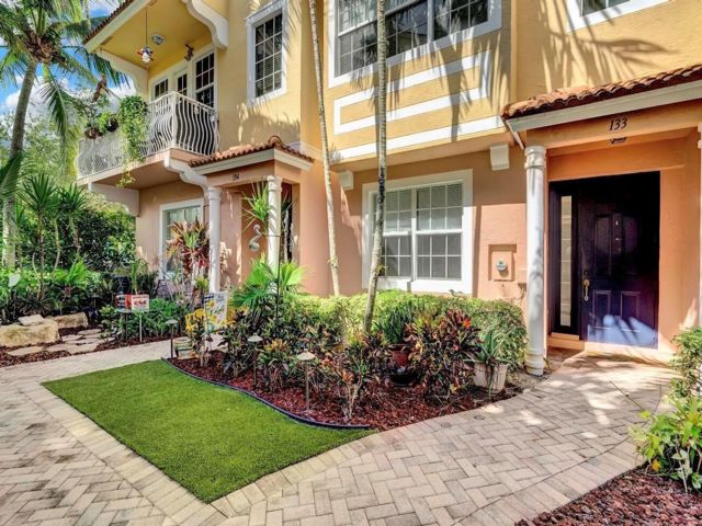  3 BR,  2.50 BTH &nbsp; style home in Boynton Beach