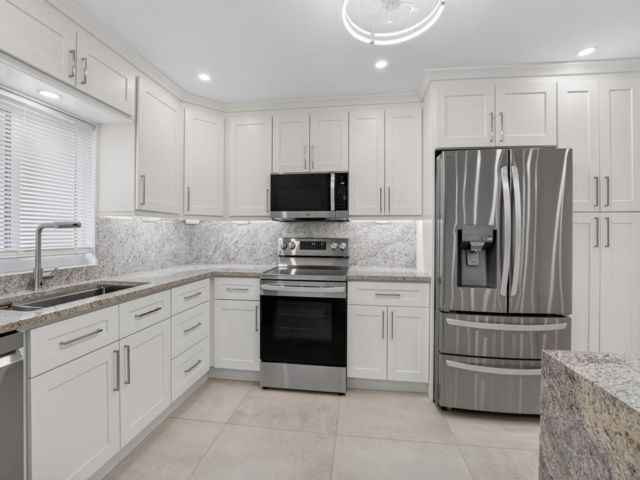  2 BR,  2.00 BTH &nbsp; style home in Delray Beach