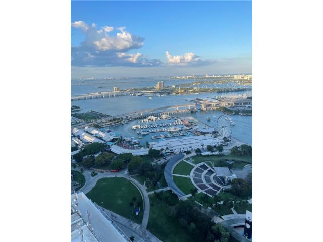  2 BR,  2.00 BTH &nbsp; style home in Miami