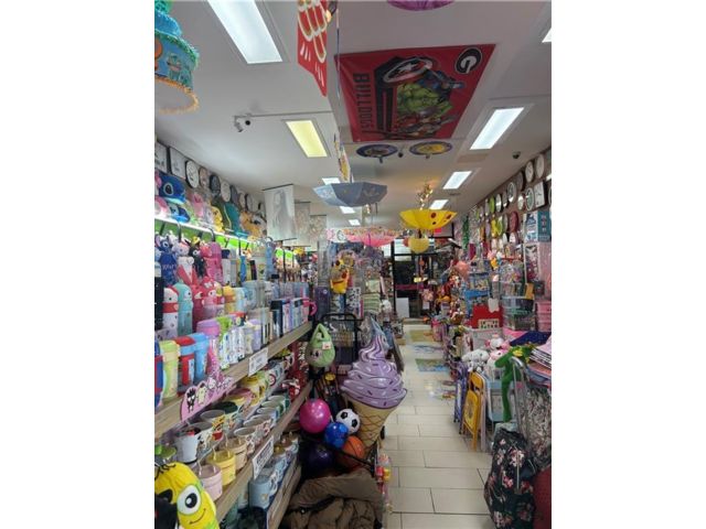 [PHOTO]
