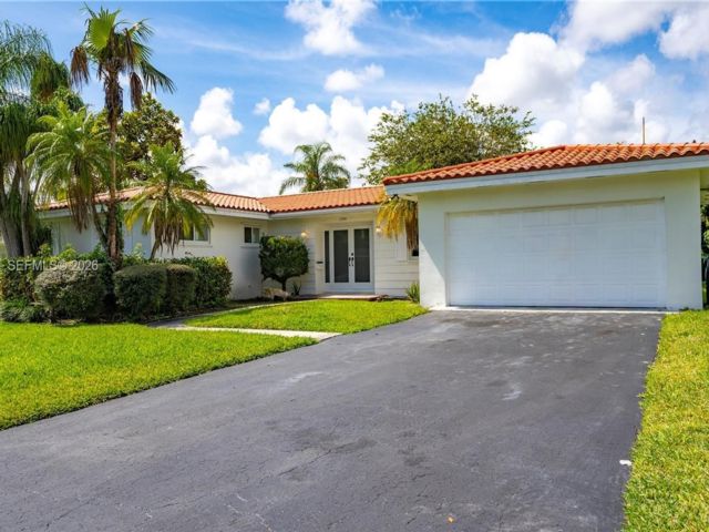  4 BR,  2.00 BTH &nbsp;Other style home in Cutler Bay