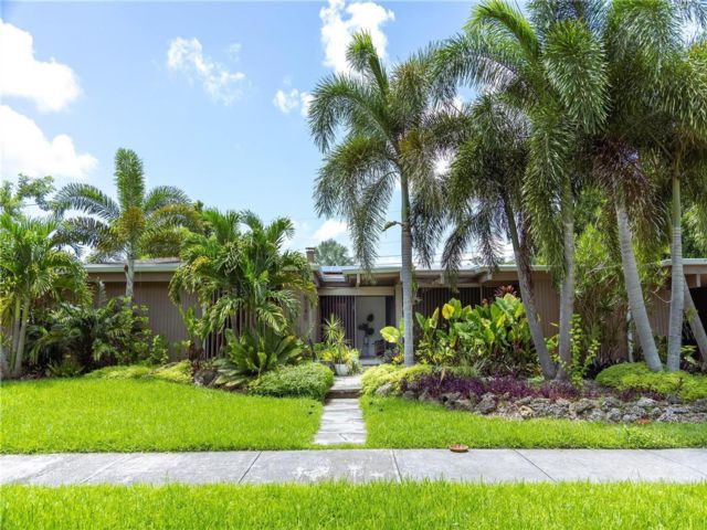  3 BR,  3.00 BTH &nbsp;Other style home in Cutler Bay