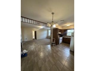 [PHOTO]