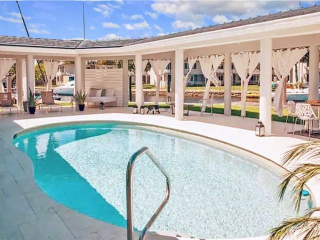  3 BR,  3.00 BTH &nbsp; style home in Fort Lauderdale