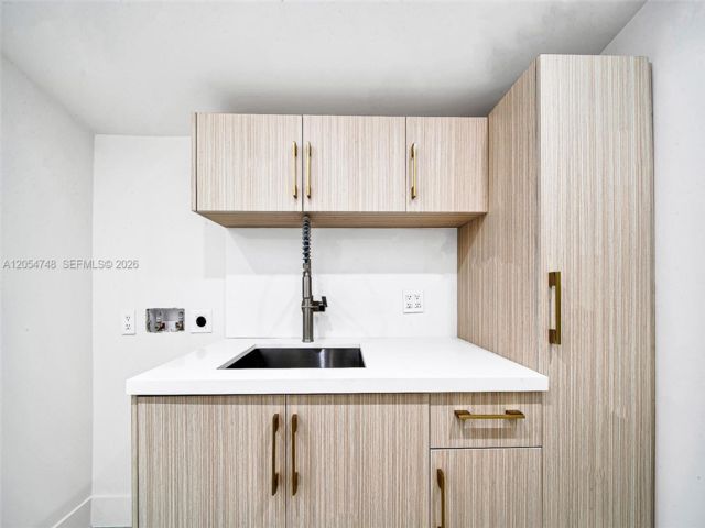 [PHOTO]