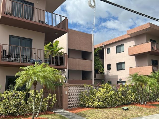  1 BR,  1.00 BTH &nbsp; style home in Biscayne Park