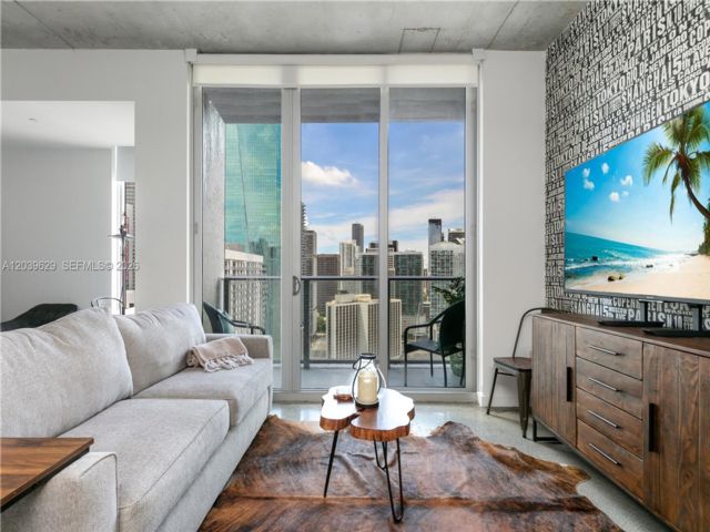  1 BR,  1.00 BTH &nbsp; style home in Miami