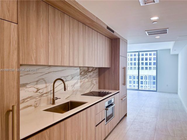  1 BR,  1.00 BTH &nbsp; style home in Miami