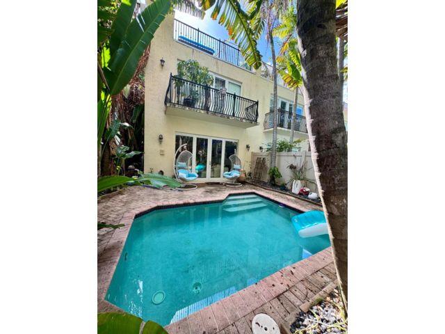  4 BR,  4.50 BTH &nbsp; style home in Fort Lauderdale