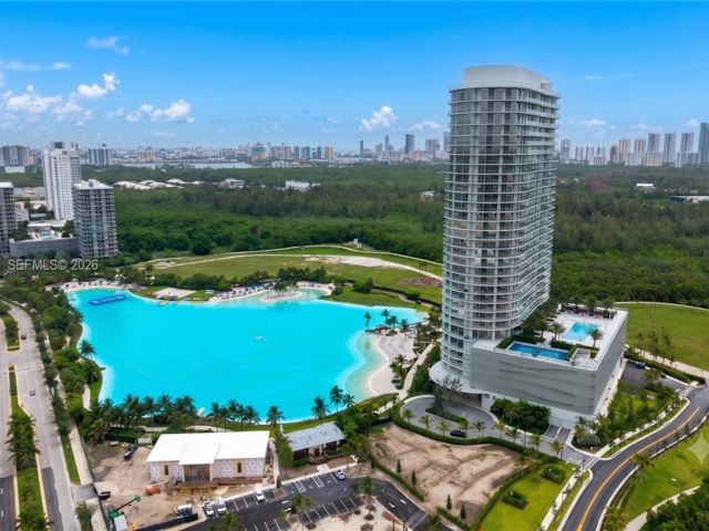 1 BR,  2.00 BTH &nbsp; style home in North Miami