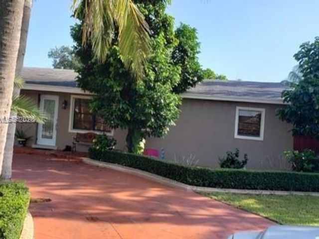  4 BR,  2.00 BTH &nbsp;Other style home in Homestead
