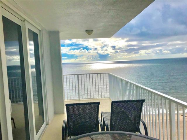  2 BR,  2.00 BTH &nbsp; style home in Pompano Beach