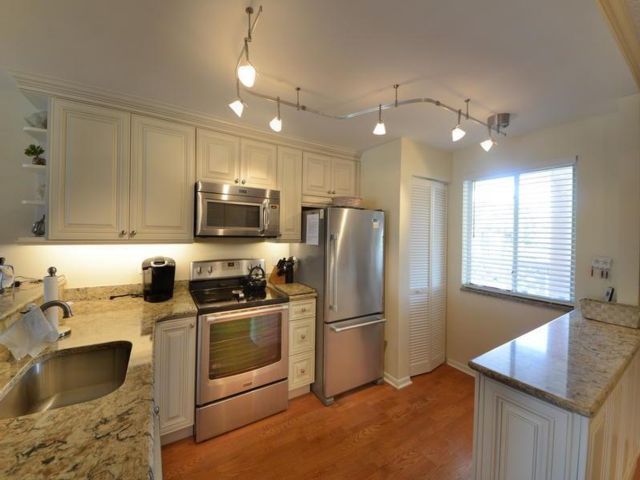  2 BR,  2.00 BTH &nbsp; style home in Jupiter