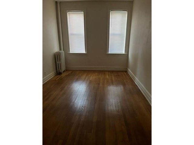  1 BR,  1.00 BTH &nbsp;Co-op style home in Bay Ridge